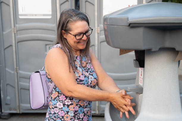 Best Porta potty rental near me  in Fuller Heights, FL